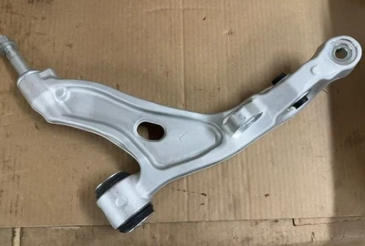 Front Suspension Control Arms for LEXUS RC350, GS200t, GS250, GS350, GS450h RWD - Image 1 of 4