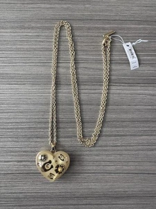 NWT Coach Signature Heart Tea Rose Flower Gold tone Pendant Long Chain Necklace - Picture 1 of 6