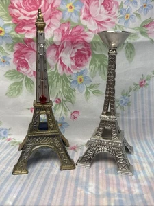 Lotto 2 Souvenir Torre Eiffel Termometro 6,5” e Statuina Metallo 5,5” Parigi - Foto 1 di 4