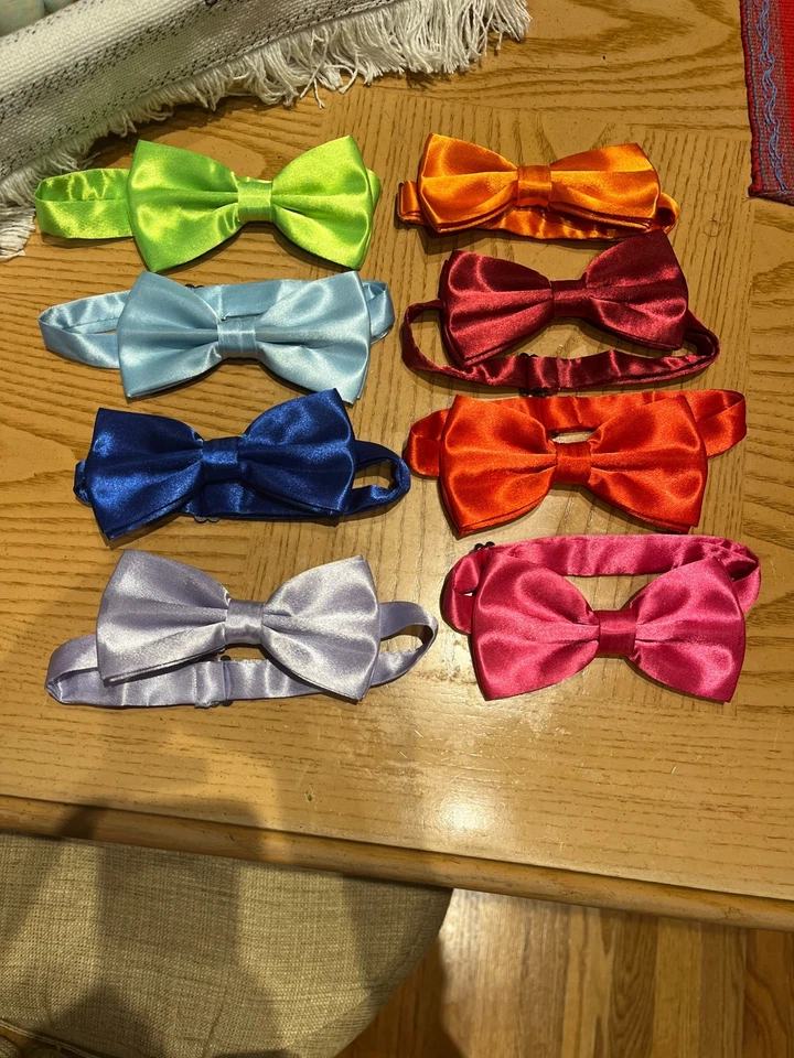 8 Solid Color Clip On Bow Ties Adult Unisex Casual/Formal Excellent Condition - Image 1 of 1