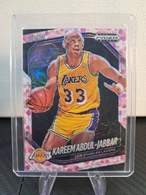 2024-25 Panini Prizm Black Legends Kareem Abdul-Jabbar Cherry Blossom 🌸 19/20 Foto 1 de 4