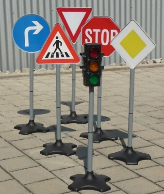 VERTRIEB DURCH WIM-SHOP Kinder Verkehrs-AMPEL + Verkehrsschilder in MAXI Höhe 6er SET 10340-45