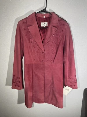 Sculls Craftsmen In Leather - Image 1 of 4