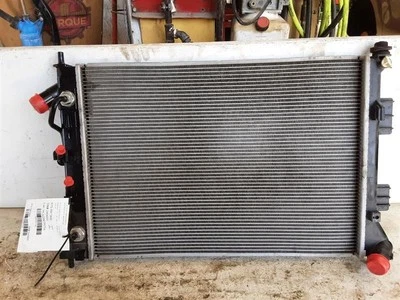 Radiador Kia Soul 2014-2019 modelo gasolina AT Foto 1 de 4