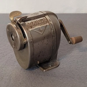 Vintage Boston Self Feeder 4 temperamatite manuale caccia Mfg. Scrivania o parete USA - Foto 1 di 13