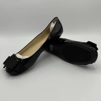 Isaac Mizrahi Live Flats Black Bows Glossy 9M NEW - Image 1 of 4