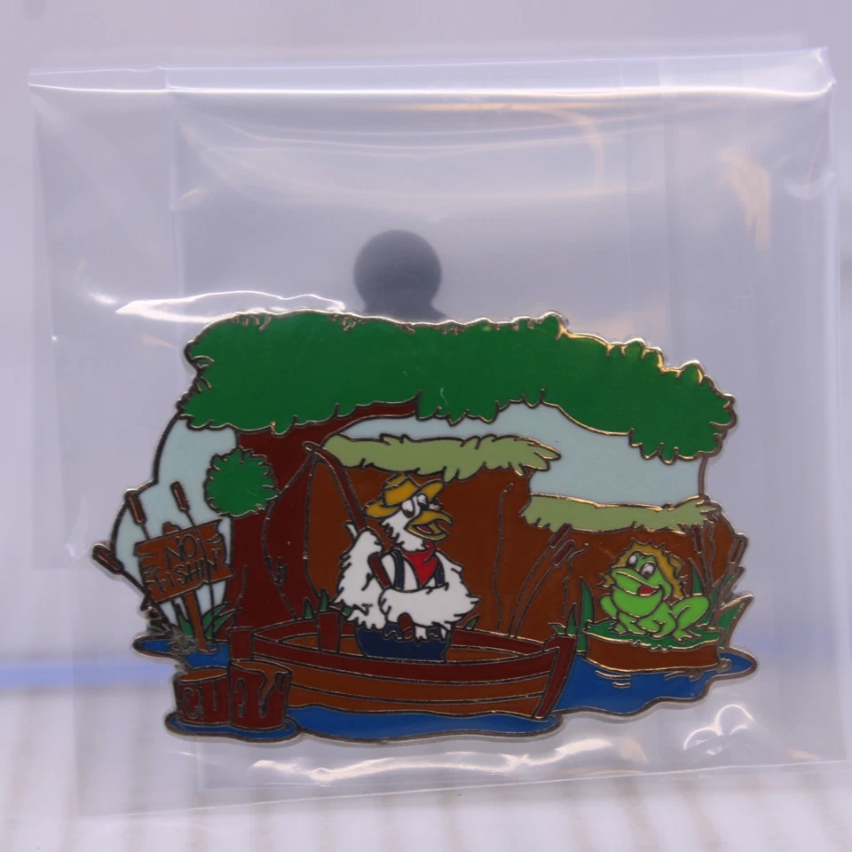 C2 Disney 2012 Reveal Conceal Splash Mountain LR Pin Bullfrog And Bird - Image 1 of 1