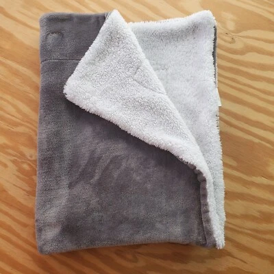 Manta Bebé EMME Sherpa Vellón Difuso Suave Cálido Gris Blanco Recibiendo J Foto 1 de 4