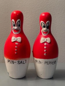 Vtg Anthropomorphic Bowling Pin Salt & Pepper Shakers Japan Pin-Salt Pin-Pepper - Picture 1 of 24