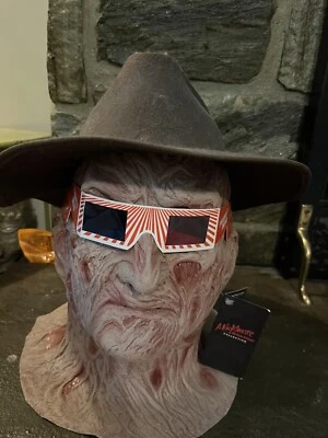 Маска TOTSNightmare on Elms St Part4Freddy со шляпой и винтажными 3D-очками с головой - Изображение 1 из 4