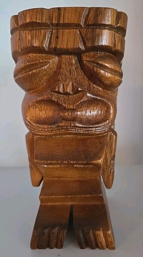 Foto 1 di 9