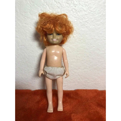 World of Little Orphan Annie Movie Annie 11" Doll Knickerbocker Toy 1982 MJ3 Cover