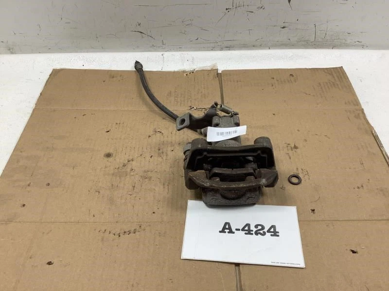 2014 2016 KIA SOUL BASE REAR LEFT BRAKE CALIPER OEM - Imagem 1 de 4