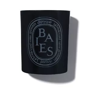 CANDELA DIPTYQUE BAIES COLORATA - 300G - Foto 1 di 1