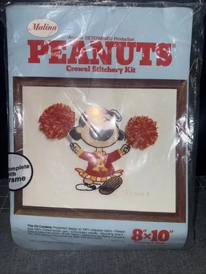 Kit de costura vintage 1985 Peanuts Crewel 8x10 Charlie Brown animadora Malina Foto 1 de 2