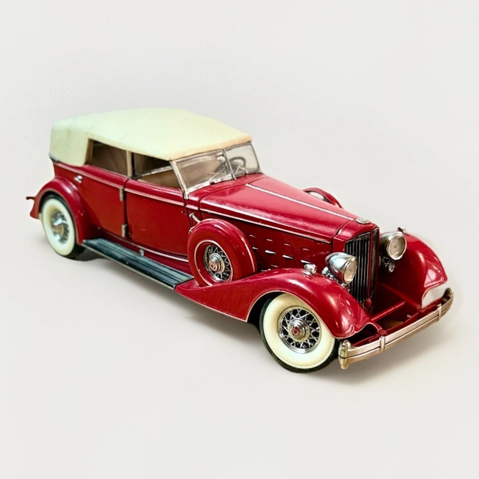 Modelo diecast vintage Franklin Mint 1934 PACKARD 1/24 escala años 80 Foto 1 de 4
