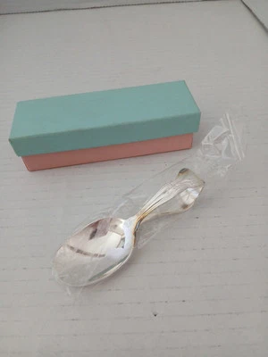 Colher de bebê vintage nova na caixa Reed & Barton - Imagem 1 de 4