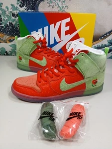 Nike SB Dunk High Strawberry Cough Gr. 13 420 Skunk - Bild 1 von 13