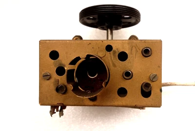 LOEWE OPTA ATLAS LUXSUS SINTONIZZATORE FM - Immagine 1 di 4