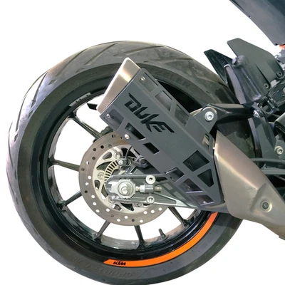 KTM Duke 125 exhaust guard protection 2017-2023 - Imagem 1 de 4