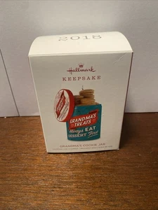 Hallmark Keepsake Ornament 2018 Barattolo per biscotti della nonna QG01873 - Foto 1 di 5