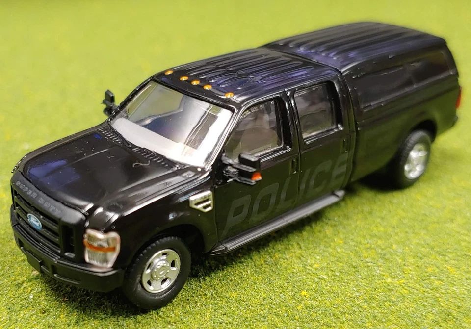 Atlas 1/87 HO Ford F-350 Crew Cab Pickup "Stealth" Police 350000009