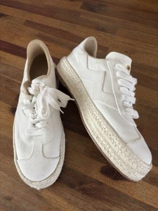 Zapatillas deportivas Stuart Weitzman para mujer talla 9 Daryl plataforma alpargata blancas - Imagen 1 de 23