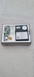 Vintage TOMI Micro Transistor Radio, Osaka, Japan - Picture 1 of 17