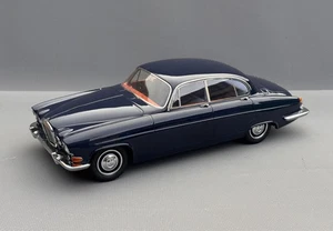 NEO Jaguar MK X MK10 Dark Blue RHD 1/18 Scale Model NEO18235 - Picture 1 of 11