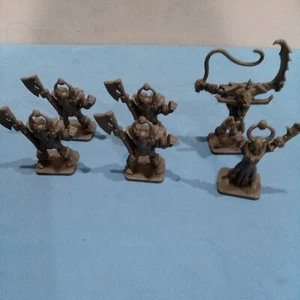 Hero Quest 6 Replacement Figure Lot 1990 Gray Gargoyle Chaos Warlock 4 Warriors - Picture 1 of 4