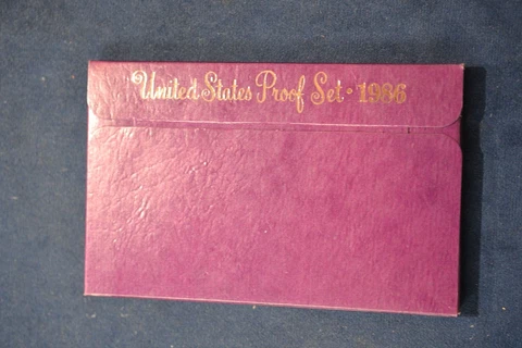 1986 U.S Proof Set in OGP Cover
