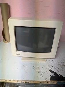 Tandy Video Graphics Computer Monitor VGM-390 Model 25-4091A Untested Read - Picture 1 of 8