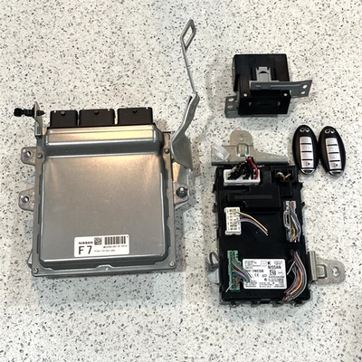 Módulo de control de motor y carrocería Infiniti G37 2011-2012 sedán AWD con 2 llaveros OEM Foto 1 de 4