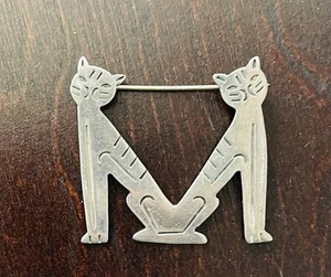 Sterling Silver Initial M Monogram Pin Brooch Kitties Cat Cats 925 Mexico TC-158 - Picture 1 of 4