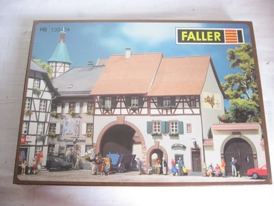 WK47* FALLER H0 130424 Stadthaus ''Schwabentor'' OVP Folie - Bild 1 von 2