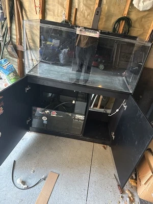 Аквариум для морской рыбы RedSea Reefer 350 с отстойником и подставкой - Изображение 1 из 2