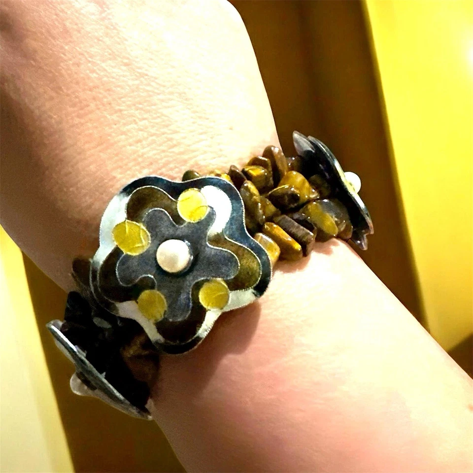 Estaciones florales esmaltadas y ojos de tigre de varias hebras con perlas de agua dulce 925 Foto 1 de 4