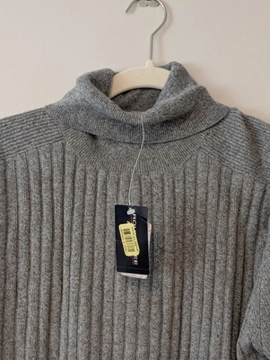 Suéter Roundtree & Yorke Para Hombres M Pullover Acanalado Cuello Tortuga Bronceado Manga Larga Foto 1 de 4