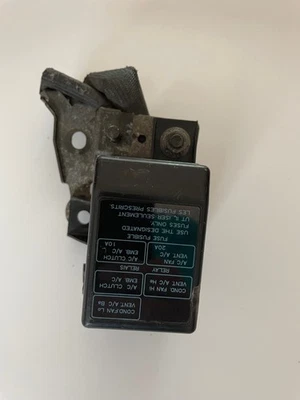 Relé de calefacción/aire acondicionado Mitsubishi 3000GT Foto 1 de 3