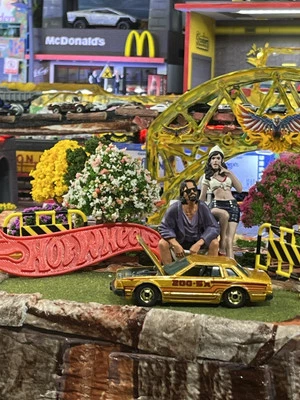 Hot Wheels Blackwalls 1981 Datsun 200 SX Gold 1:64 USED EX Condition - Image 1 of 4