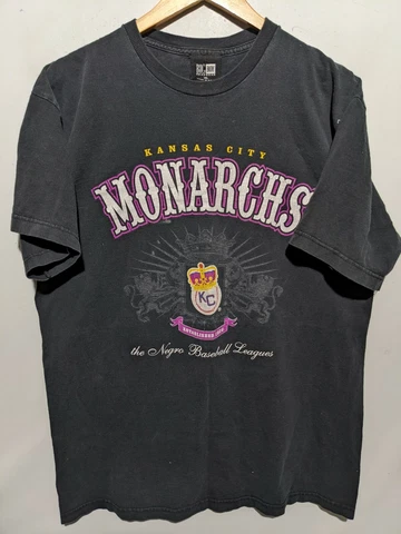 VTG Negro League Baseball Kansas City Monarch  T-Shirt Size XL Museum Cover