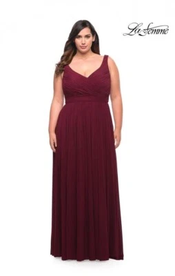 NWT La Femme Curve Gown in Dark Berry Style 29075 Women's Size 20 - Image 1 of 4