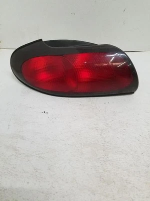 Luz trasera izquierda del conductor sedán cuarto de panel montado se adapta a 96-97 TAURUS 6063 Foto 1 de 4