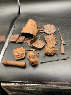 Lote de accesorios Marx Johnny Best of the West Indian Chief Gerónimo Foto 1 de 4