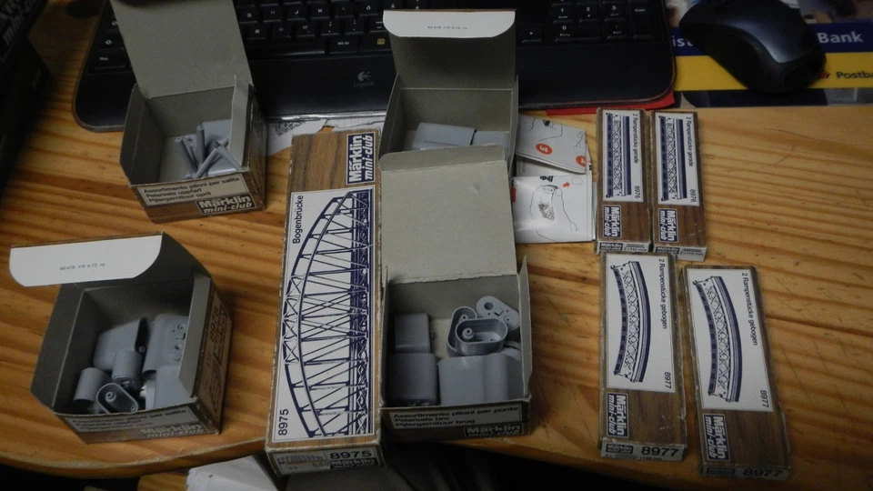 Märklin Spur Z 8975 8978 8979 8977 8976 Bogenbrücke mit Anbau Teilen in OVP - Bild 1 von 1