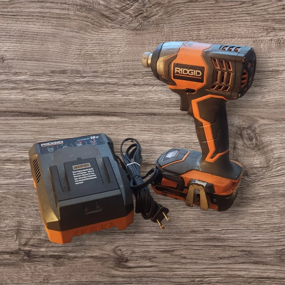 Destornillador de impacto rígido 18 voltios inalámbrico 1/4' con batería y cargador (B-4) Foto 1 de 4