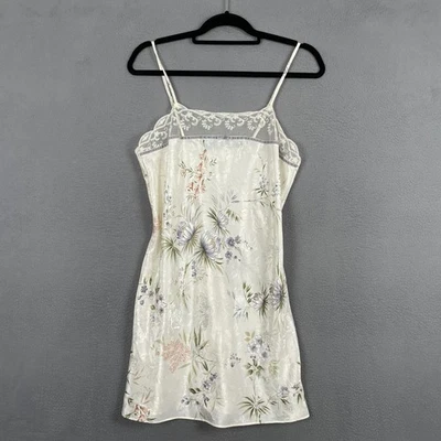 Vestido Intimo Amore Mujer Mediano Blanco Floral Encaje Sin Mangas Camisón Satinado Novia Foto 1 de 4