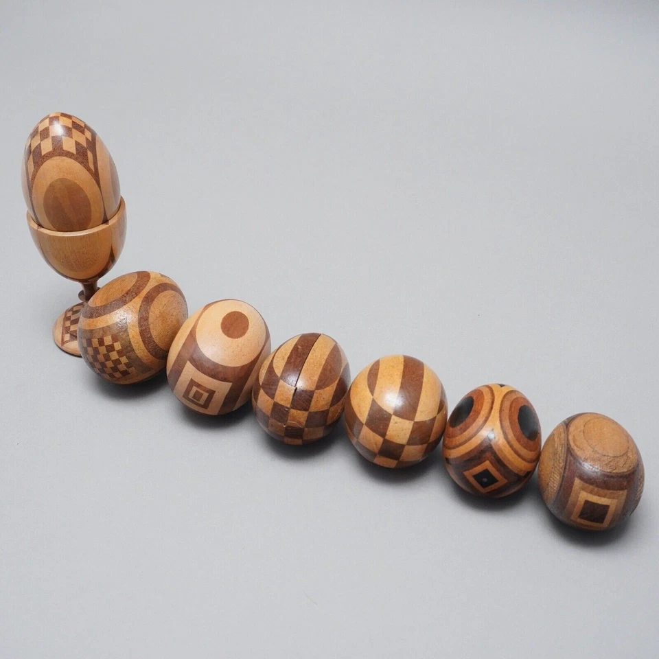 Lot oeufs à repriser anciens en bois art populaire couture - Photo 1/4