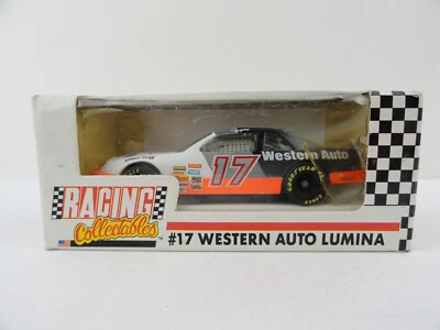 Revell Racing Collectables 1992 1/64 Darrell Waltrip #17 Western Auto en caja Foto 1 de 4