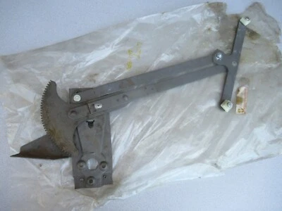 Porsche 911/912 Window Regulator 911 542 930 01  (Left,Driver Side) Foto 1 de 4